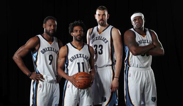 欧预赛门将零封榜：皮克福德7次第一、乌奈-西蒙5次第二（欧预赛门将零封榜：皮克福德7次居首，乌奈-西蒙5次位列第二）