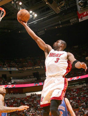 WCBA今日综述：广东豪取四连胜 新疆5人得分上双终止连败（WCBA今日回顾：广东斩获四连胜 新疆五人上双止住连败）