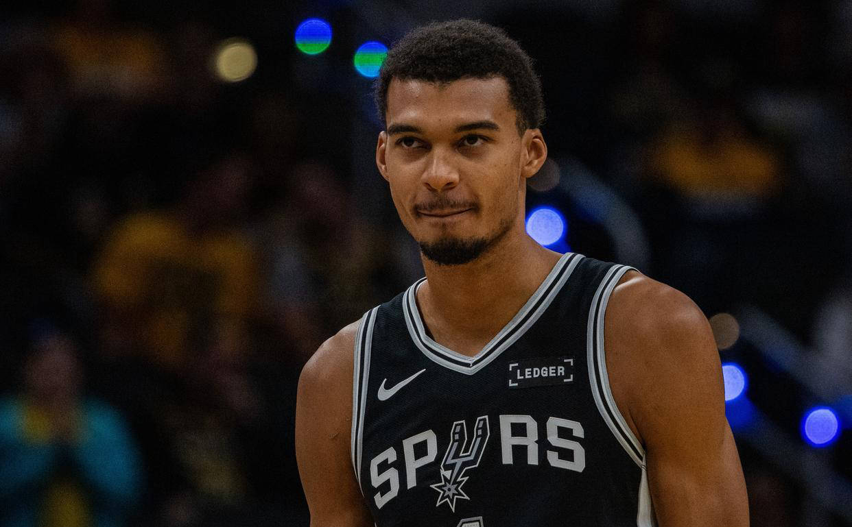 内马尔：输给弗拉门戈遭太多批评，情绪跌至谷底寻求心理帮助（内马尔谈失利：负于弗拉门戈后饱受指责，情绪触底求助心理支持）