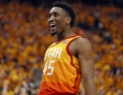 剑南春｜球你来辩：面对强敌多特蒙德，曼城能否取胜？（剑南春｜球你来辩：硬仗多特当前，曼城能否笑到最后？）