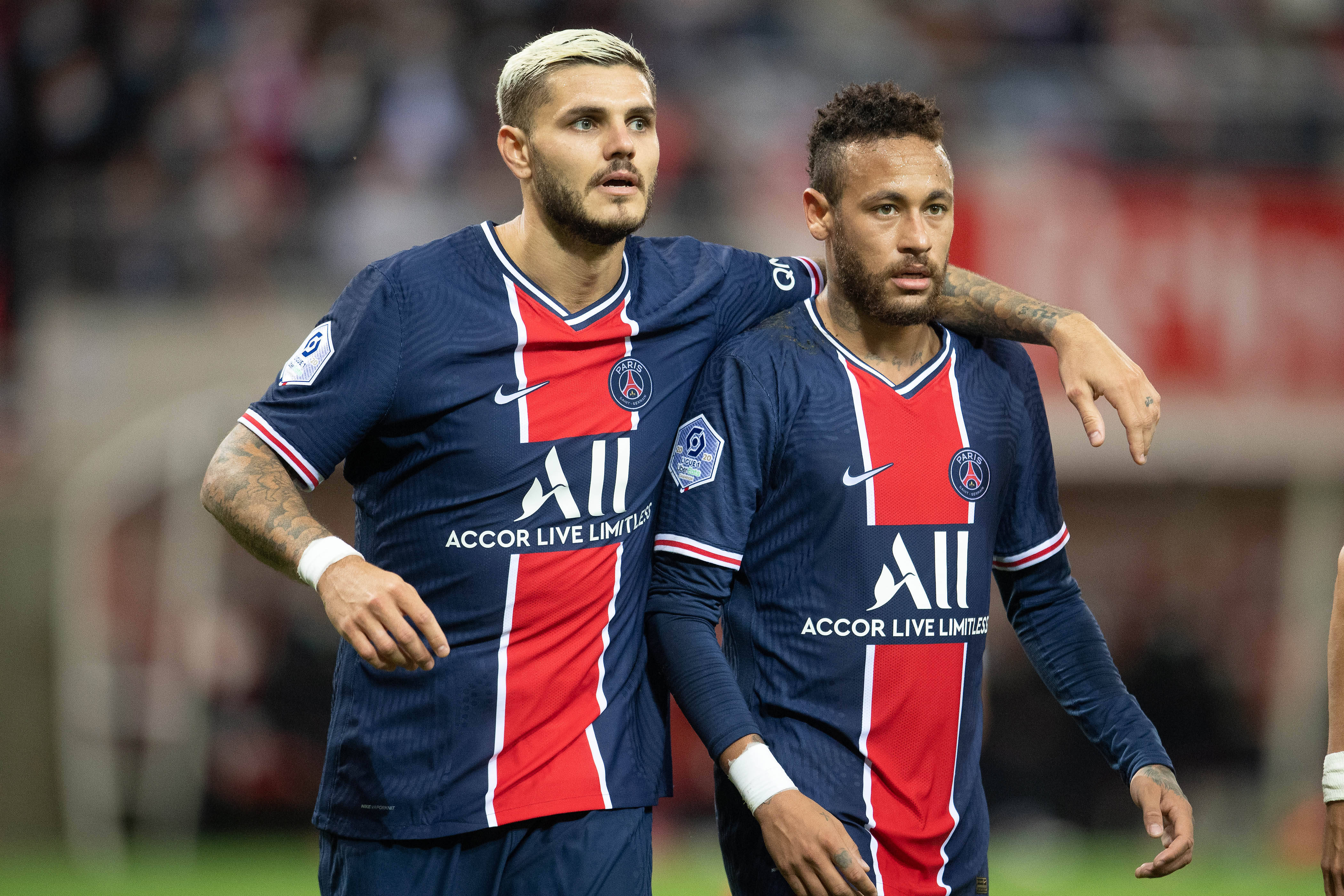 终极猜想来了：阿森纳掉链子无缘冠军VS英超夺冠，你选哪个？（终极抉择：阿森纳是再度掉链无冠，还是捧起英超桂冠？）