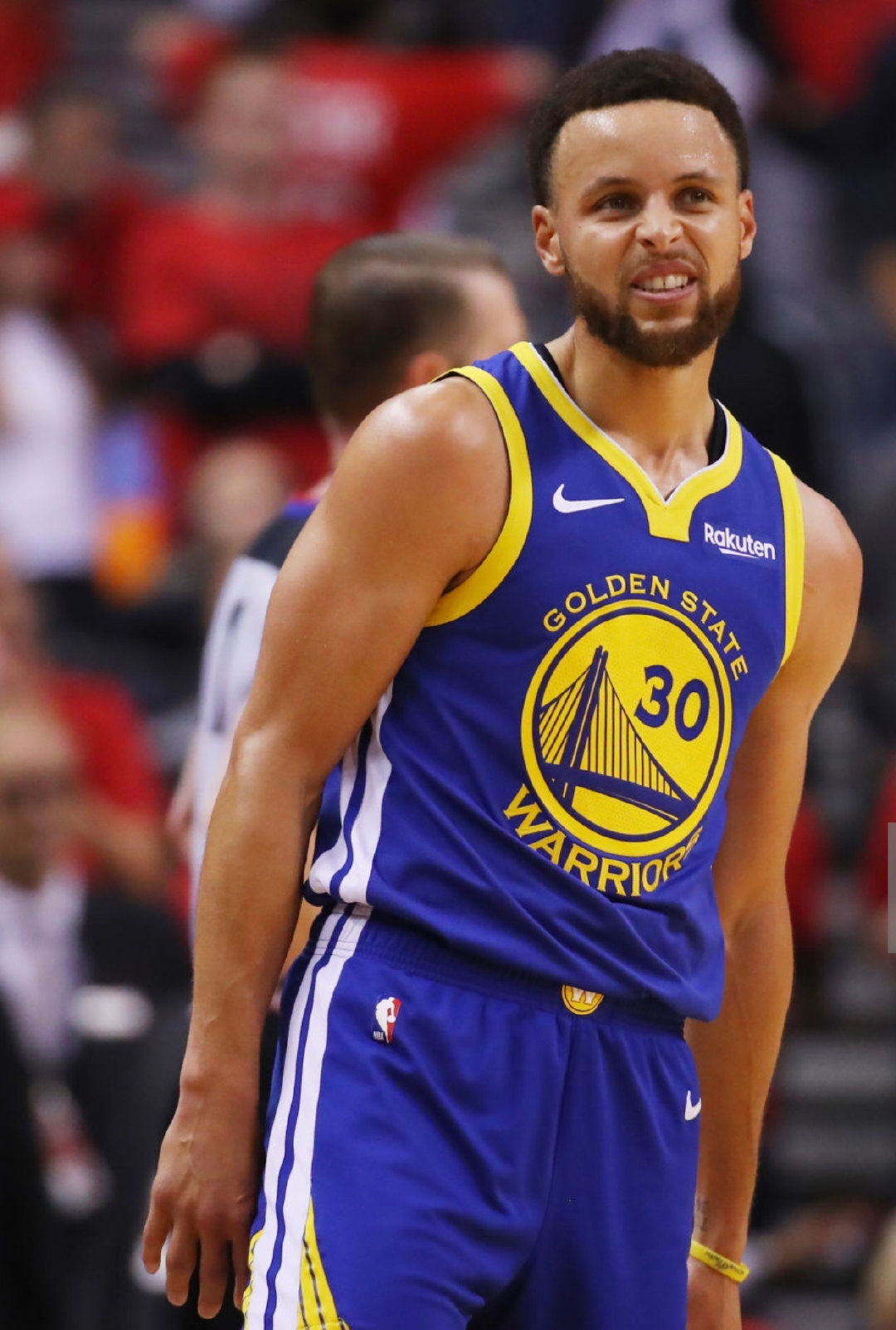 大乌龙，皇马年度大会悼念若塔兄弟，但安德烈-席尔瓦配错图（皇马年会悼念若塔兄弟，却误用安德烈-席尔瓦照片）