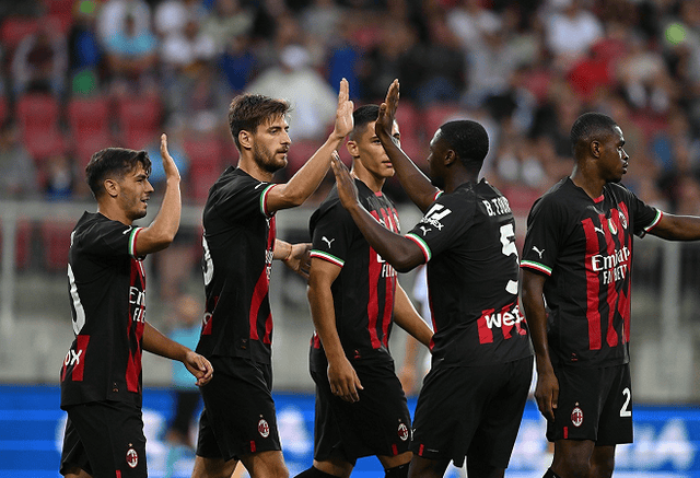 川普狂喜，乡下人乐队将在世界杯抽签仪式结束后表演《YMCA》（世界杯抽签仪式后，Village People将献唱《YMCA》，川普欣喜若狂）