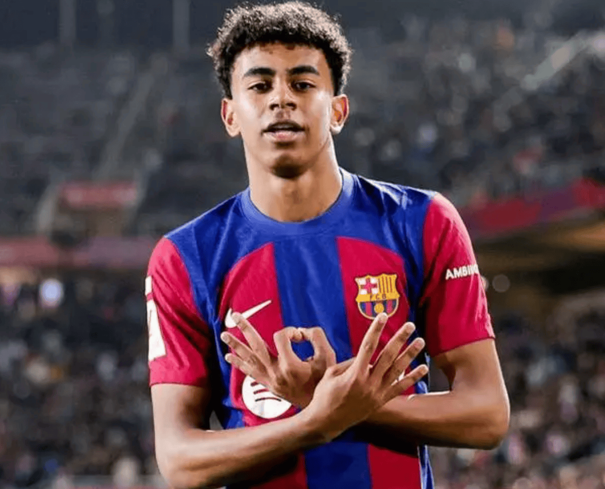 巴媒：米兰已表达对乌戈-索萨的兴趣，科林蒂安正在等待报价（巴媒：AC米兰有意引进乌戈-索萨，科林蒂安等待正式报价）