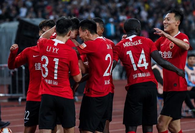 猛龙三大得分手合砍72分，带队终结两连败（猛龙三箭头合力轰下72分，止住两连败）