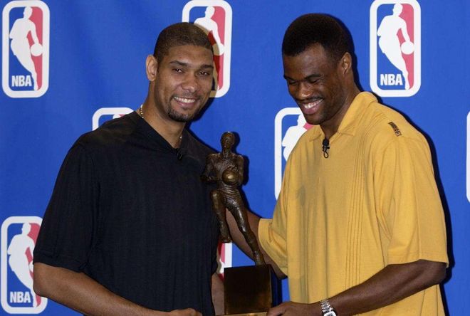 官方：西汉姆联免签原纽卡前锋威尔逊，双方签约1年（官宣：西汉姆联自由签下前纽卡前锋威尔逊，签约一年）