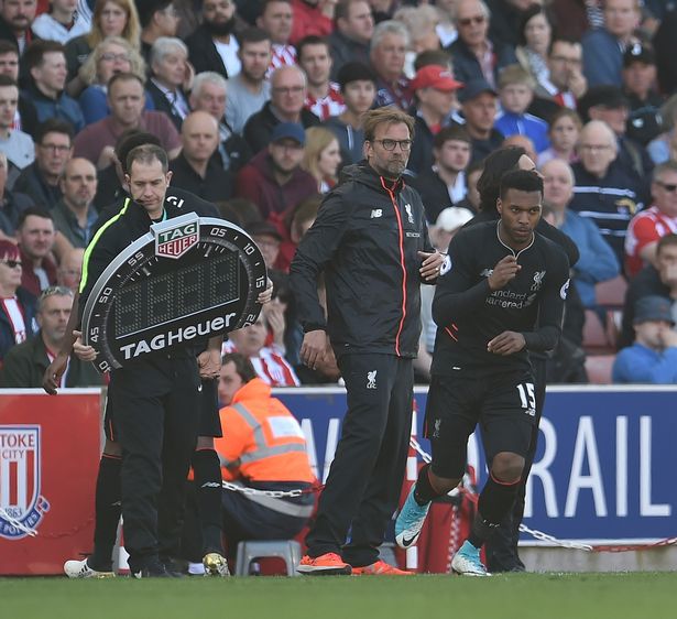 佩蒂特：巴黎球员太个人主义，和上赛季欧冠决赛判若两队（佩蒂特批巴黎过度个人化：与上赛季欧冠亚军判若两队）
