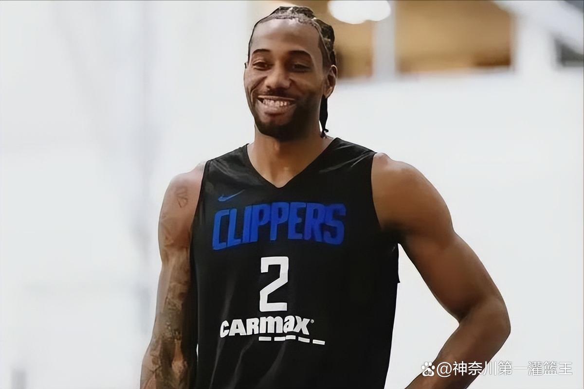 北爱尔兰小将唐利：在热刺时凯恩帮了我很多，这让我喜欢回撤（北爱新星唐利：热刺时期受凯恩点拨，因此更偏爱回撤）