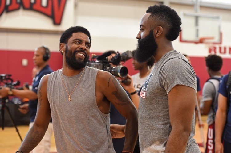 身份认同！14年1月以来，巴萨首次在诺坎普首发9名西班牙球员（本土归来！巴萨自2014年1月以来首次在诺坎普派出9名西班牙籍首发）