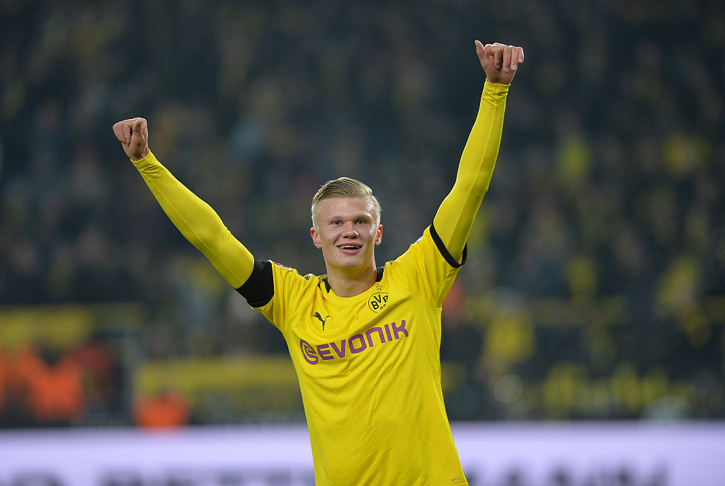 浮嶋敏：邝兆镭没出场是因为轮换；每场比赛我们都全力争胜（浮嶋敏：因轮换邝兆镭未出场，我们每场都全力争胜）