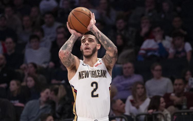 德甲战报：伯克特双响，卡明斯基闪击，法兰克福4-3险胜科隆（德甲激战：伯克特梅开二度，卡明斯基先拔头筹，法兰克福4-3险胜科隆）