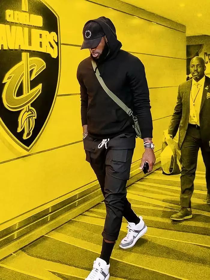 意甲：国米主场3-0击败博洛尼亚（意甲：国米主场3比0完胜博洛尼亚）